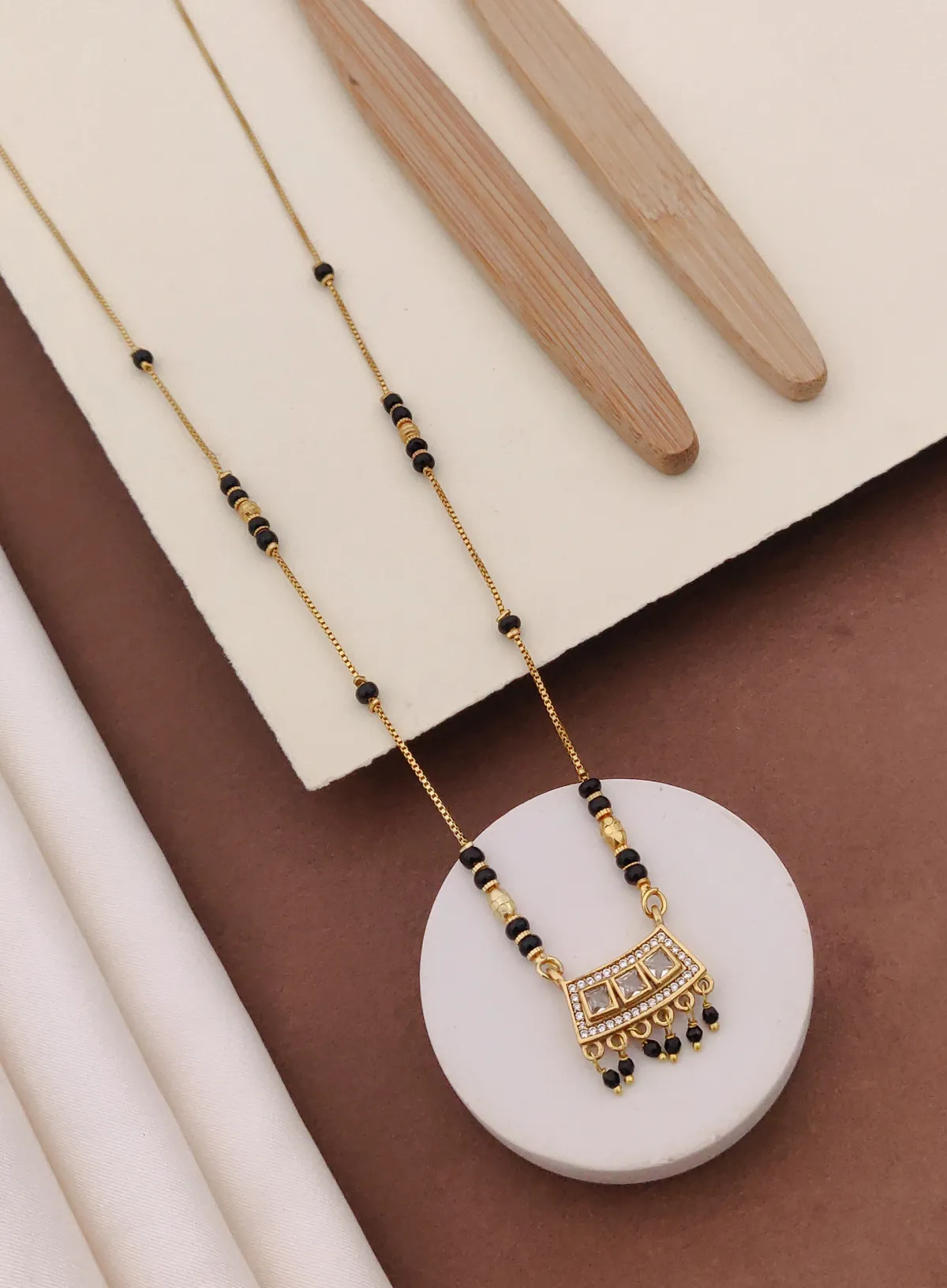 Traditional Kundan Dangle Mangalsutra